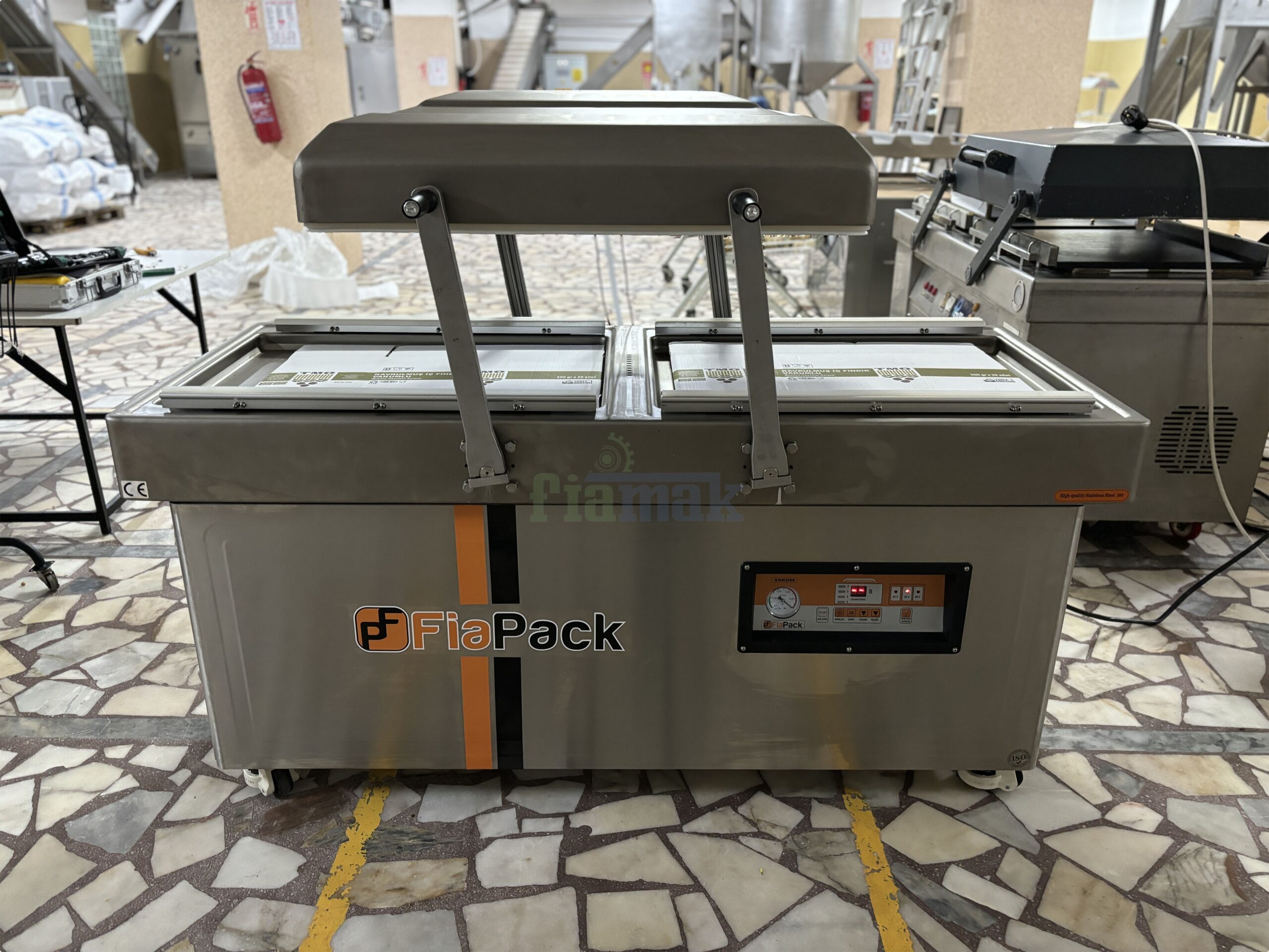 Fiapack DF710 Çift Odalı Vakum Paketleme Makinesi - Sanayi Tipi 71cm Büyük Sanayi Tipi Vakum Makinası - Görsel 3