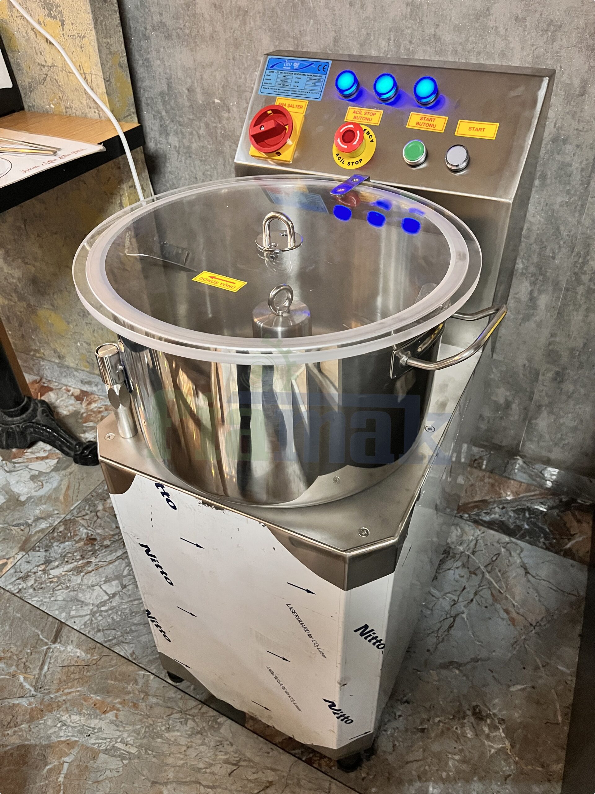 Dev Mikser 3 Bıçaklı Zırh Makinesi - Sebze Doğrama - Kıyma Zırh Makinesi 15 Litre - Görsel 2