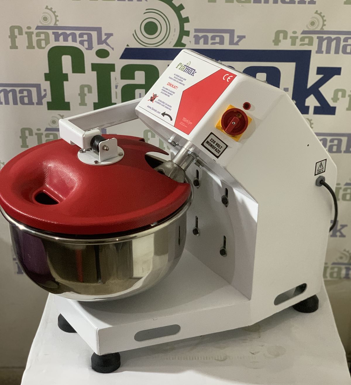 Fiamak Kapaklı 10 Kg Un / 15 Kg Hamur Yoğurma Makinesi - Görsel 6