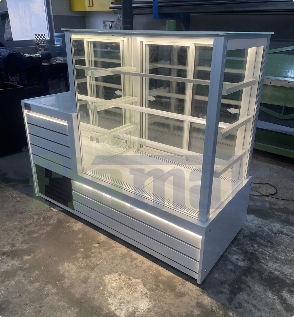 Fiamak Bankolu Pasta Teşhir Dolabı 130 CM - Görsel 5